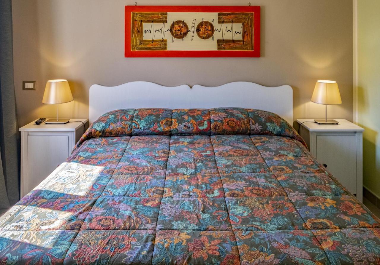 B&B San Trifone Adelfia Buitenkant foto