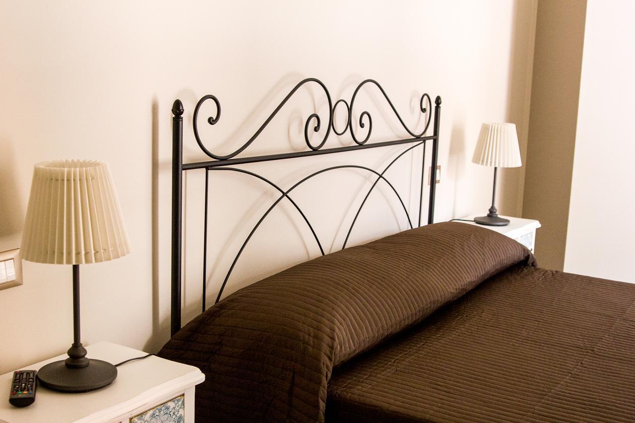 B&B San Trifone Adelfia Buitenkant foto